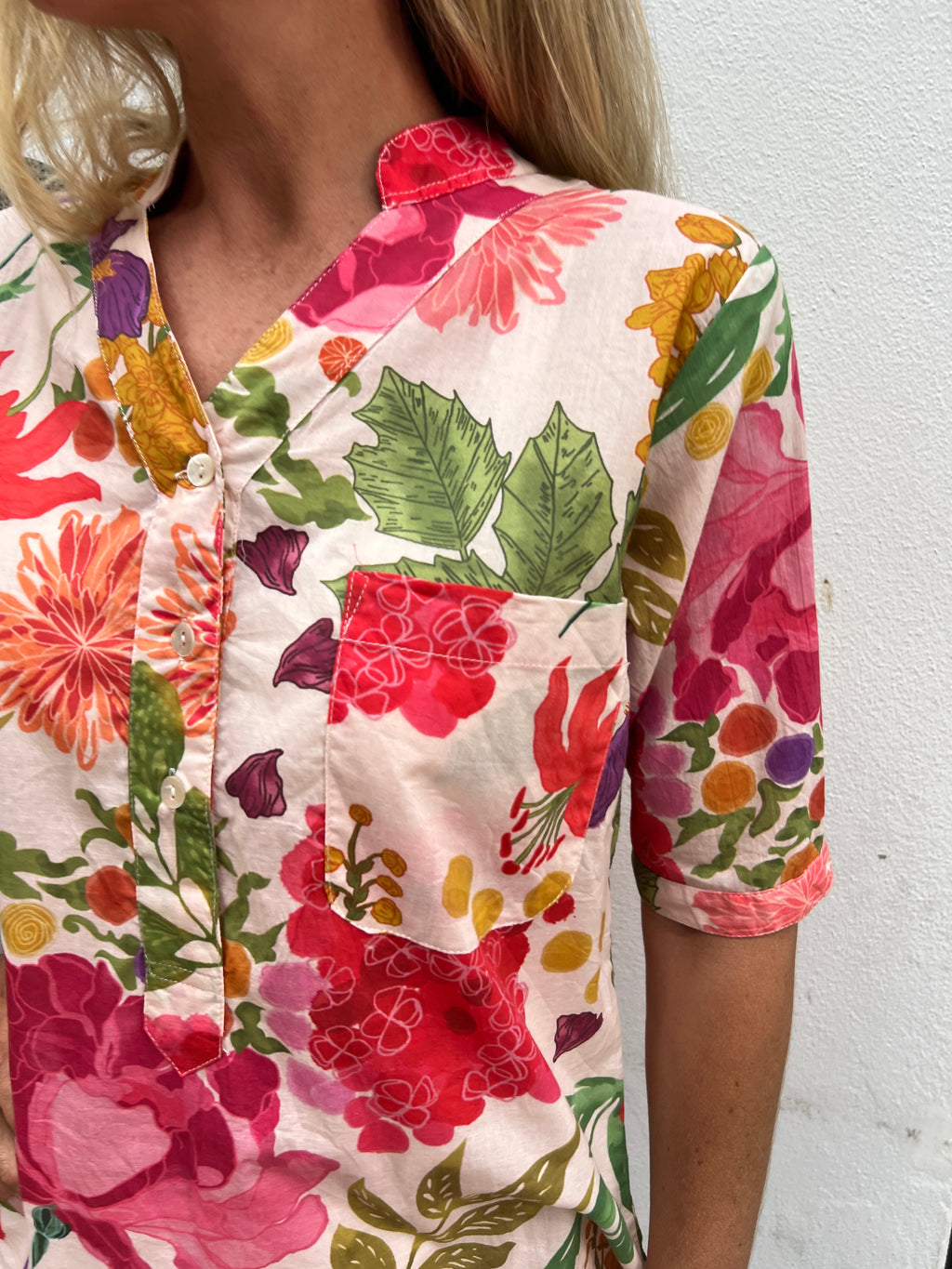 Yasmin Short sleeve pure cotton  shirt in french garden