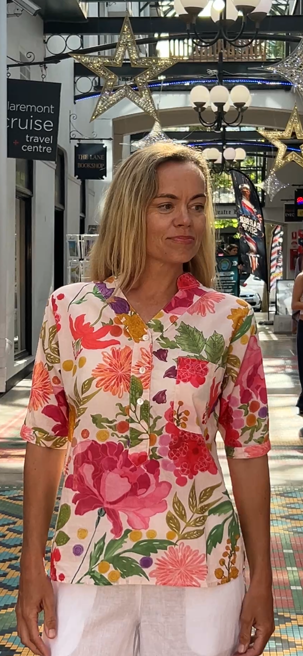 Yasmin Short sleeve pure cotton  shirt in french garden