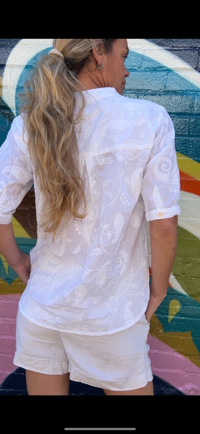 Yasmin Short sleeve Shirt in paisley white embroidered pure cotton