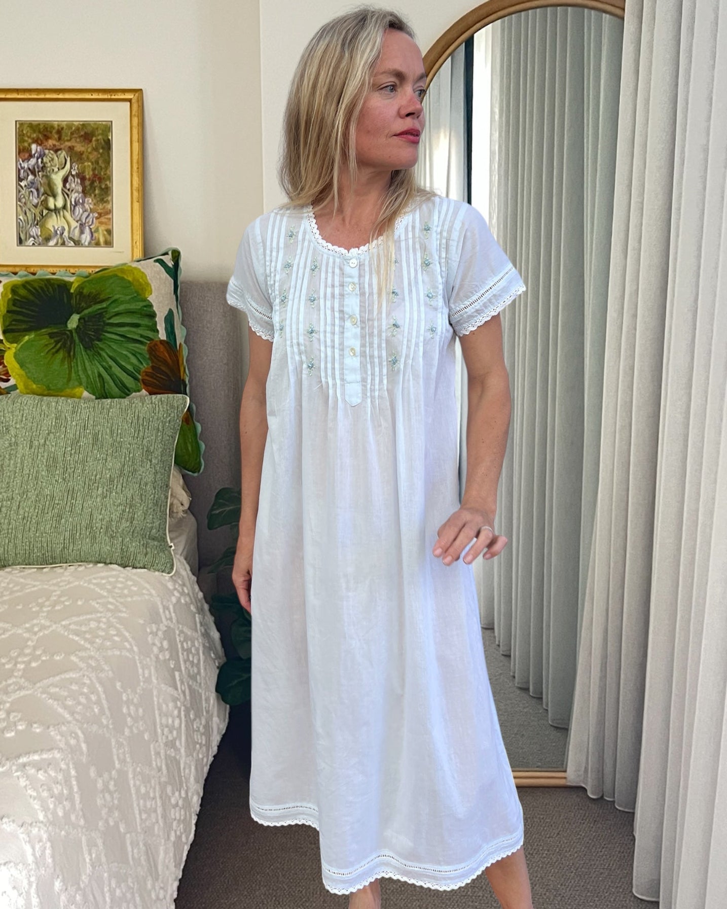 Betty nightgown in soft blue cotton voile, short sleeve with hand embroidered roses