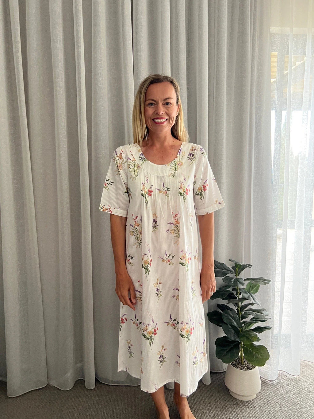 Libby in Native bunch Pure Cotton shift style Nightie with sleeve