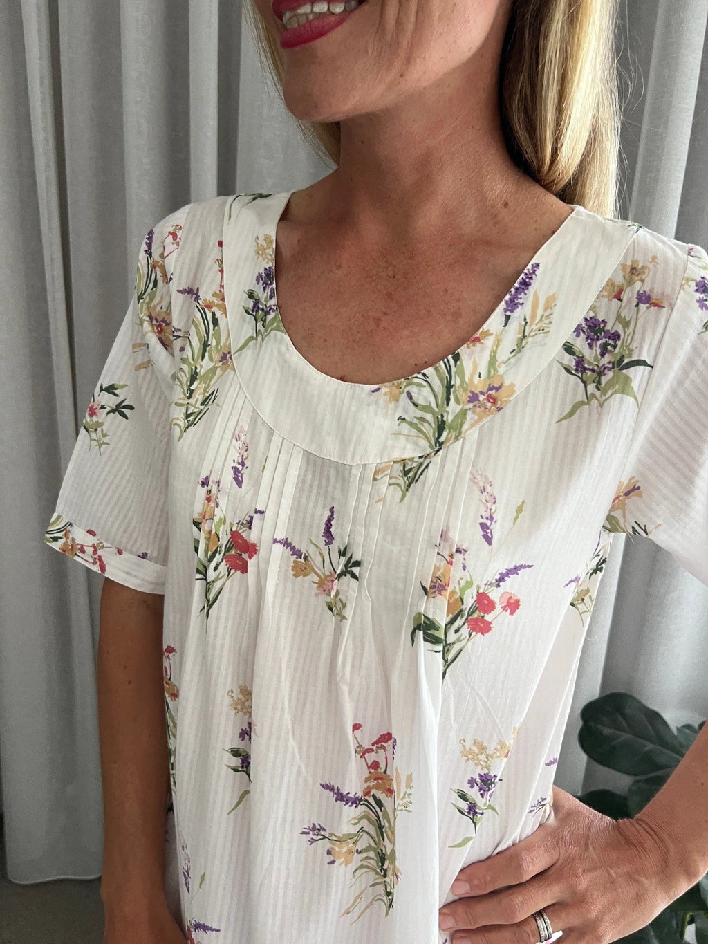 Libby in Native bunch Pure Cotton shift style Nightie with sleeve