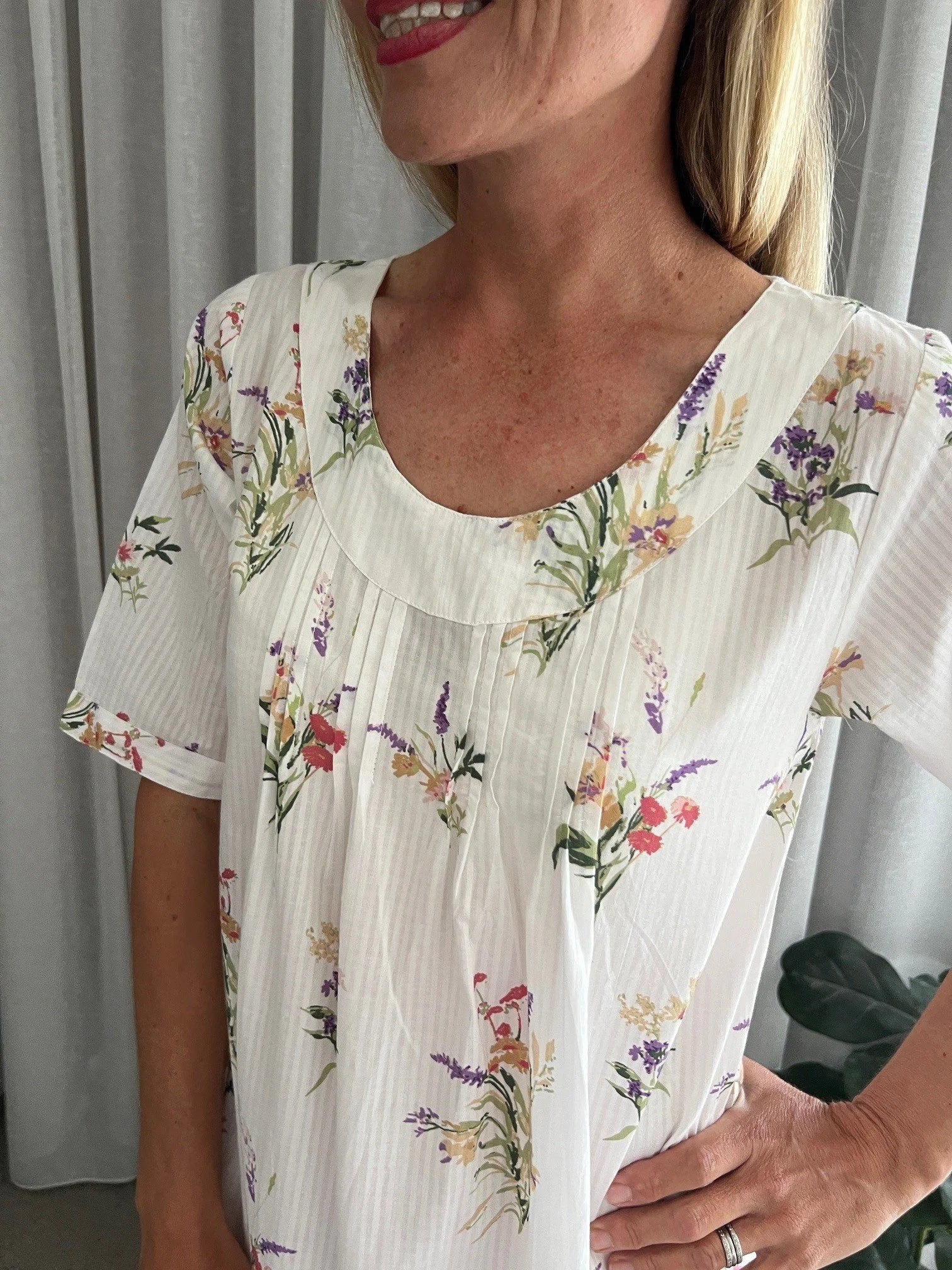 Libby in Native bunch Pure Cotton shift style Nightie with sleeve