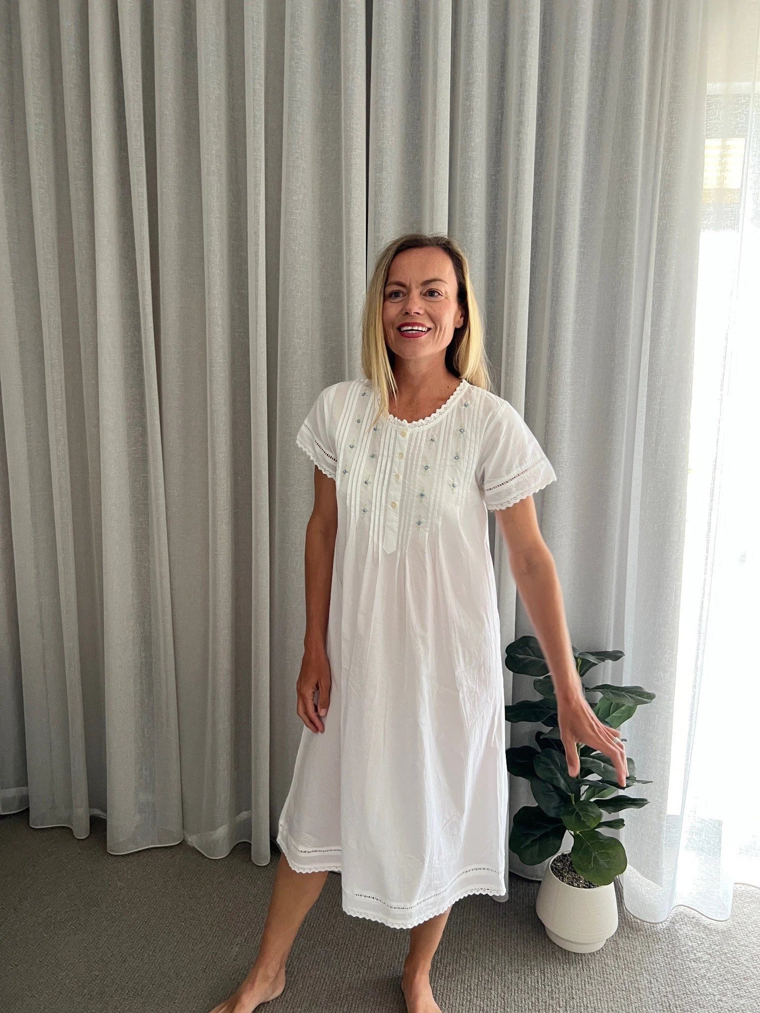 Betty White Pure Cotton Short Sleeve Nightie with blue/green Hand Embroidery