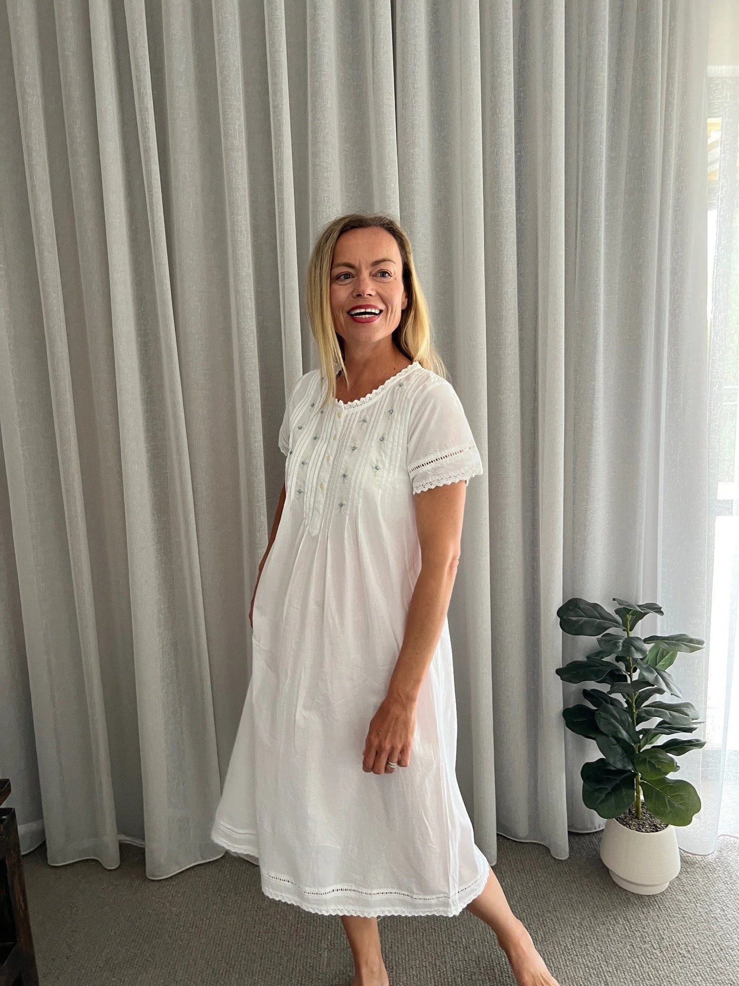 Betty White Pure Cotton Short Sleeve Nightie with blue/green Hand Embroidery