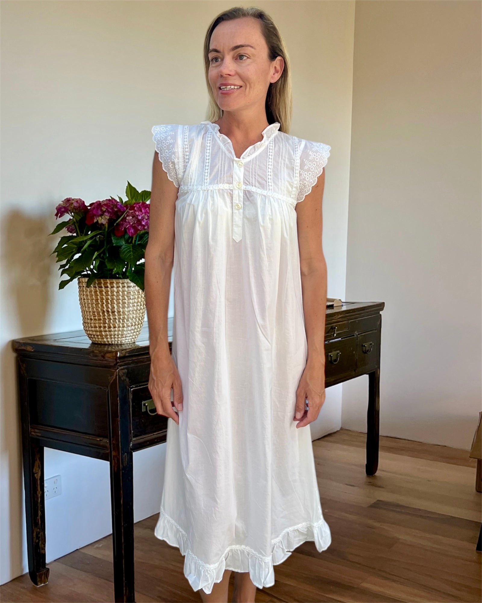 Ebony White Pure Cotton gathered V neck Nightie with butterfly lace sleeve