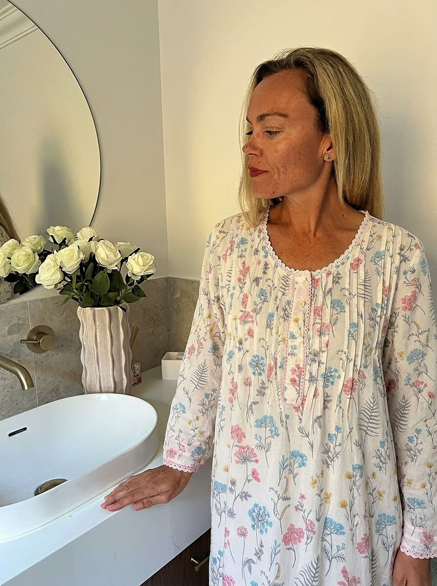 Elizabeth Cambric Cotton Long Sleeve Fern Flower Nightgown