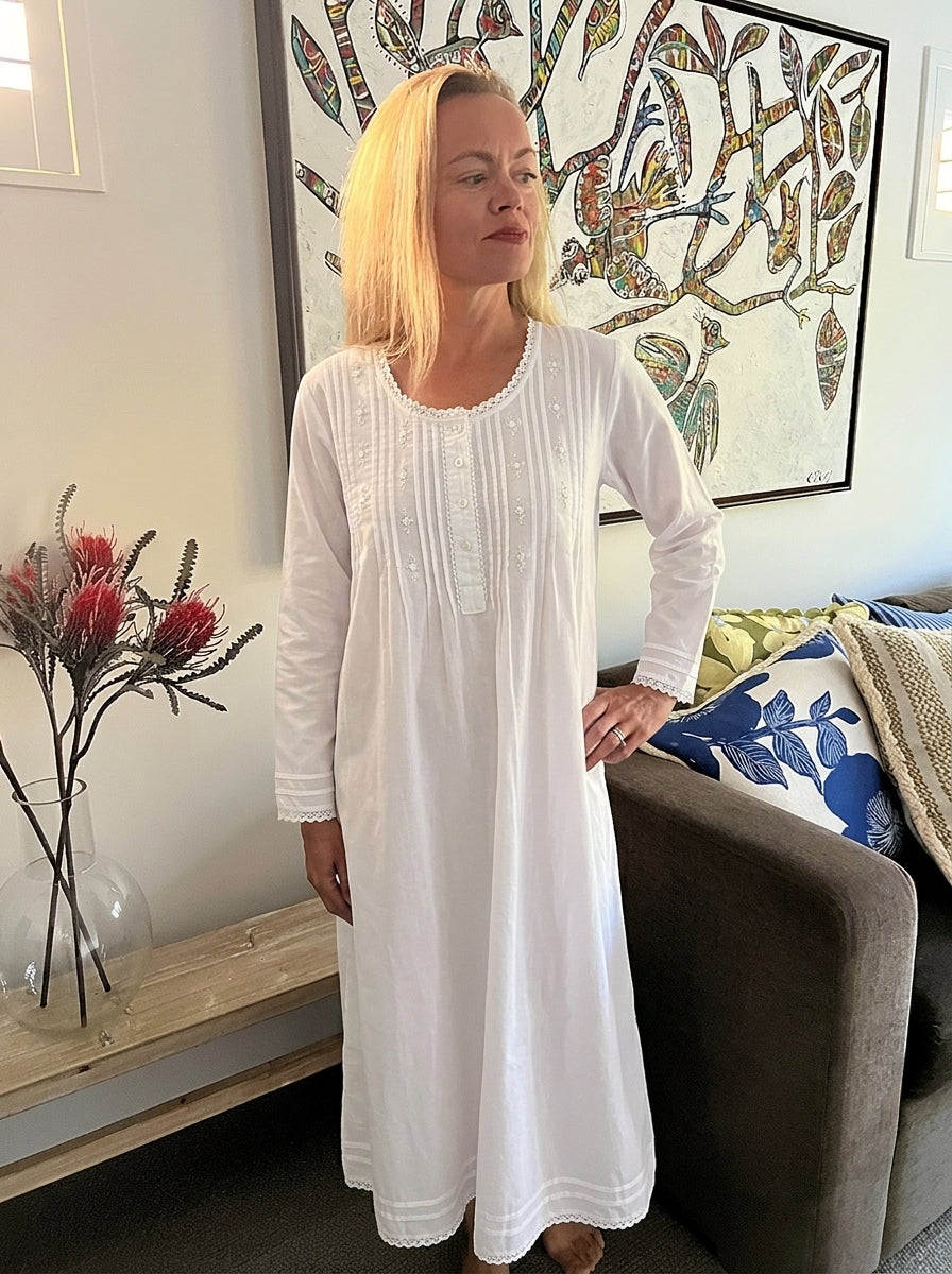 Elizabeth Cambric Cotton Long Sleeve White Nightgown