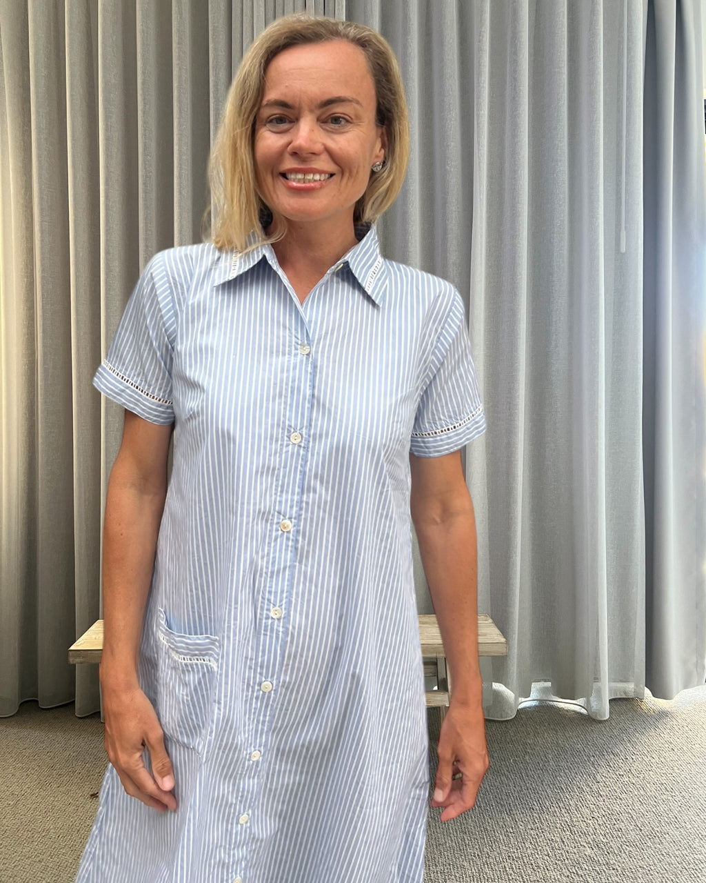 Leslie short sleeved Housecoat in blue stripe