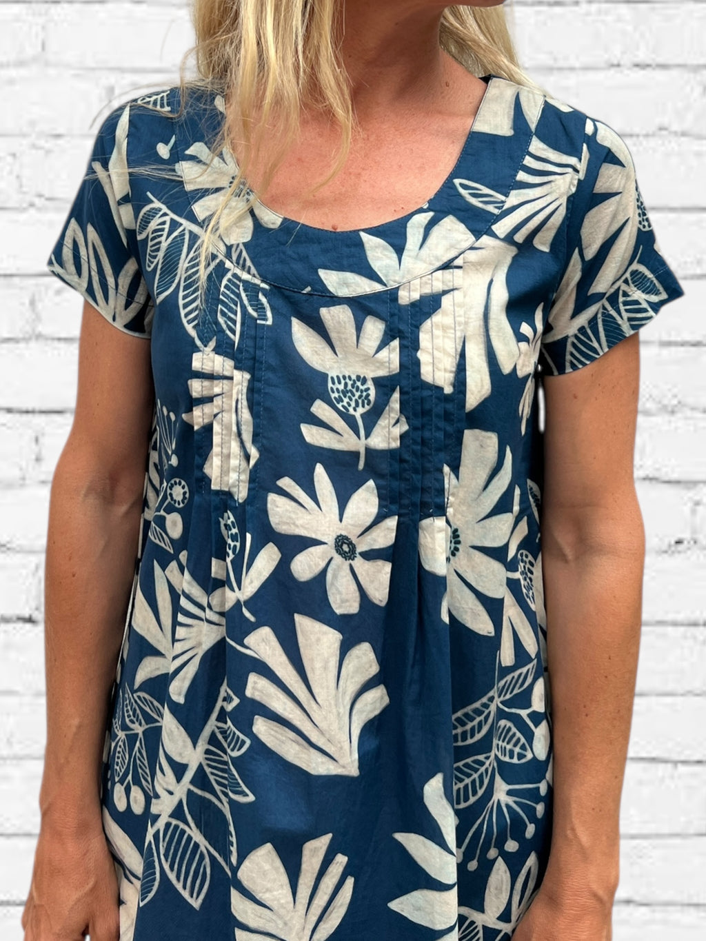 Rene pure cotton short sleeve, round neck, knee length dress in Blue flower