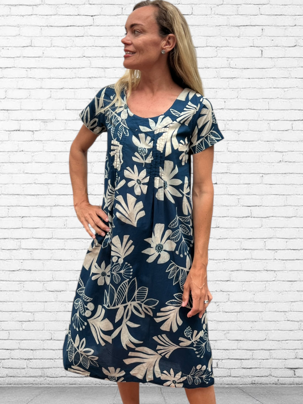 Rene pure cotton short sleeve, round neck, knee length dress in Blue flower