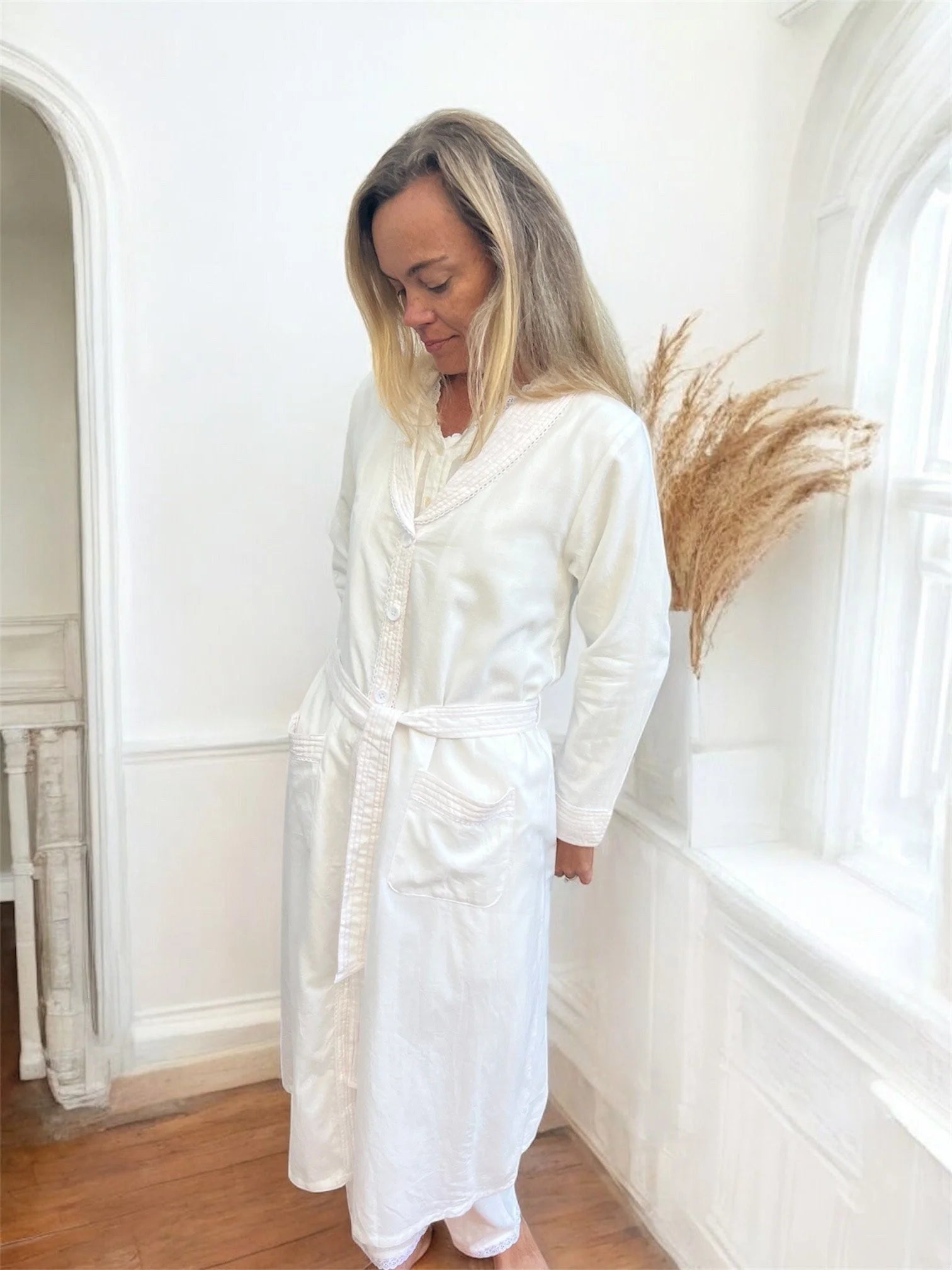 Sophie Wincey Brushed Cotton White Brunchcoat